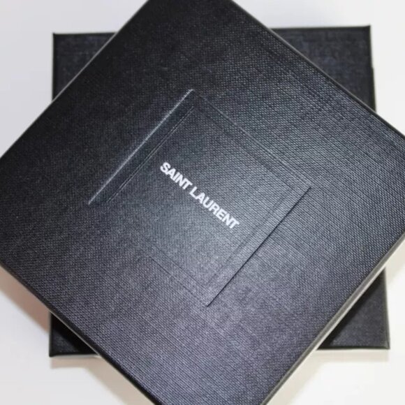 Saint Laurent For You YSL Mirror Leather Case Credit Card Holder NIB - Picture 2 of 11